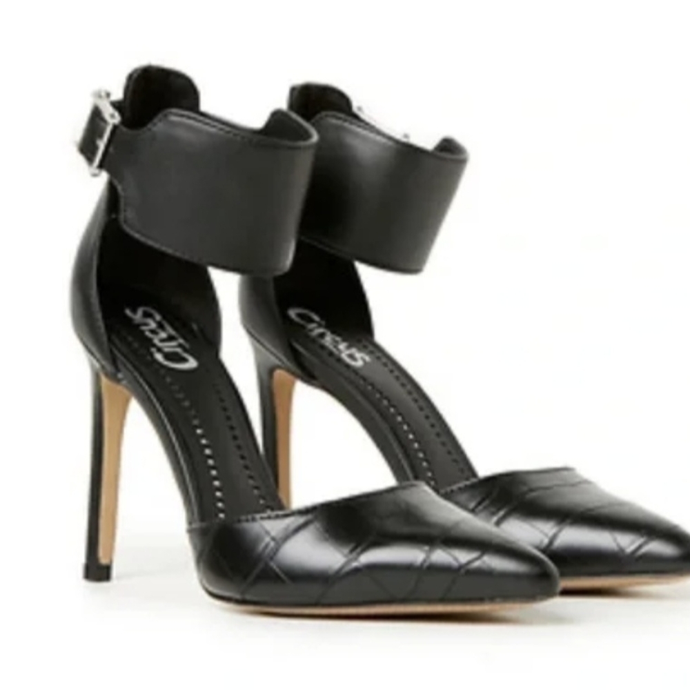 Circus By Sam Edelman Black Quilted Women's Heels